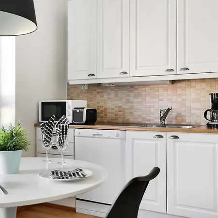 아파트 Kotimaailma Kamppi - 1br With Key Code In The Center 헬싱키